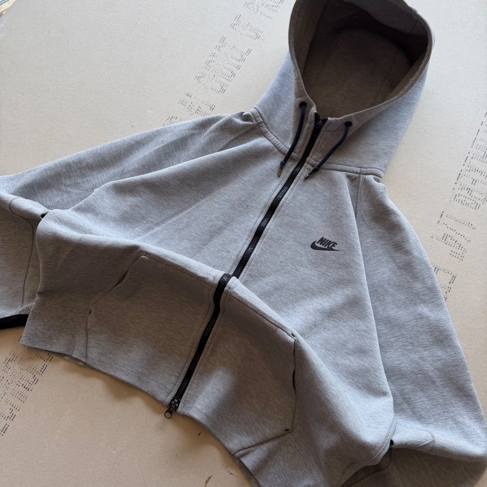 Y2K Nike Tech Hoodie Full Zip Heather Grey